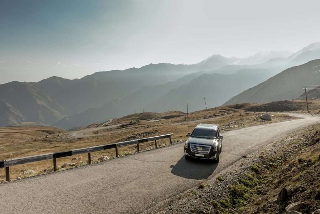 Go Through the Ultimate Trouble-Free Passage: The Power and Authority of Premium Car Service from NJ To NYC 6 Q. How long does it take to travel from LaGuardia Airport to Newark Airport?