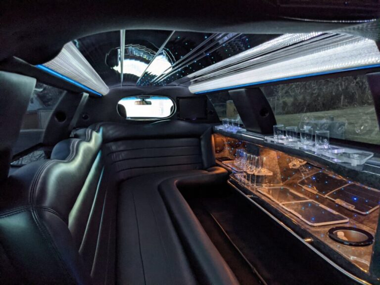 Q. How can I book a 24/7 car service?