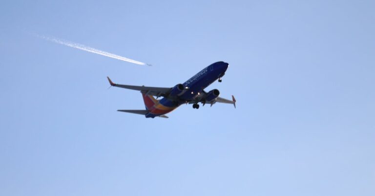 Free stock photo of airliner, flying